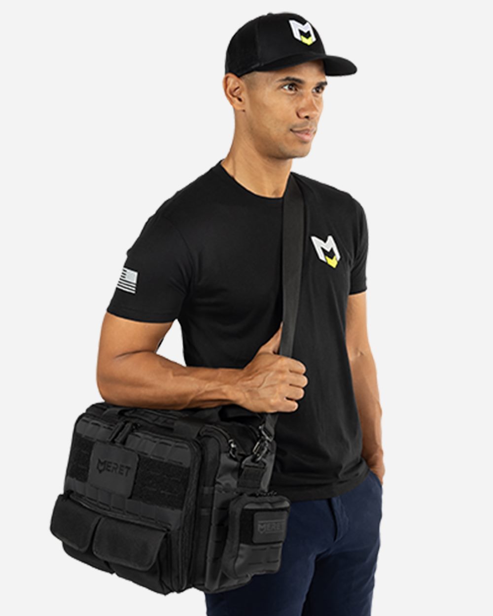 Commander 15L Black Shoulder Bag